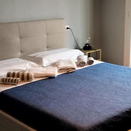 Casavacanzacentrale Privato Apartment Bologna Luaran gambar