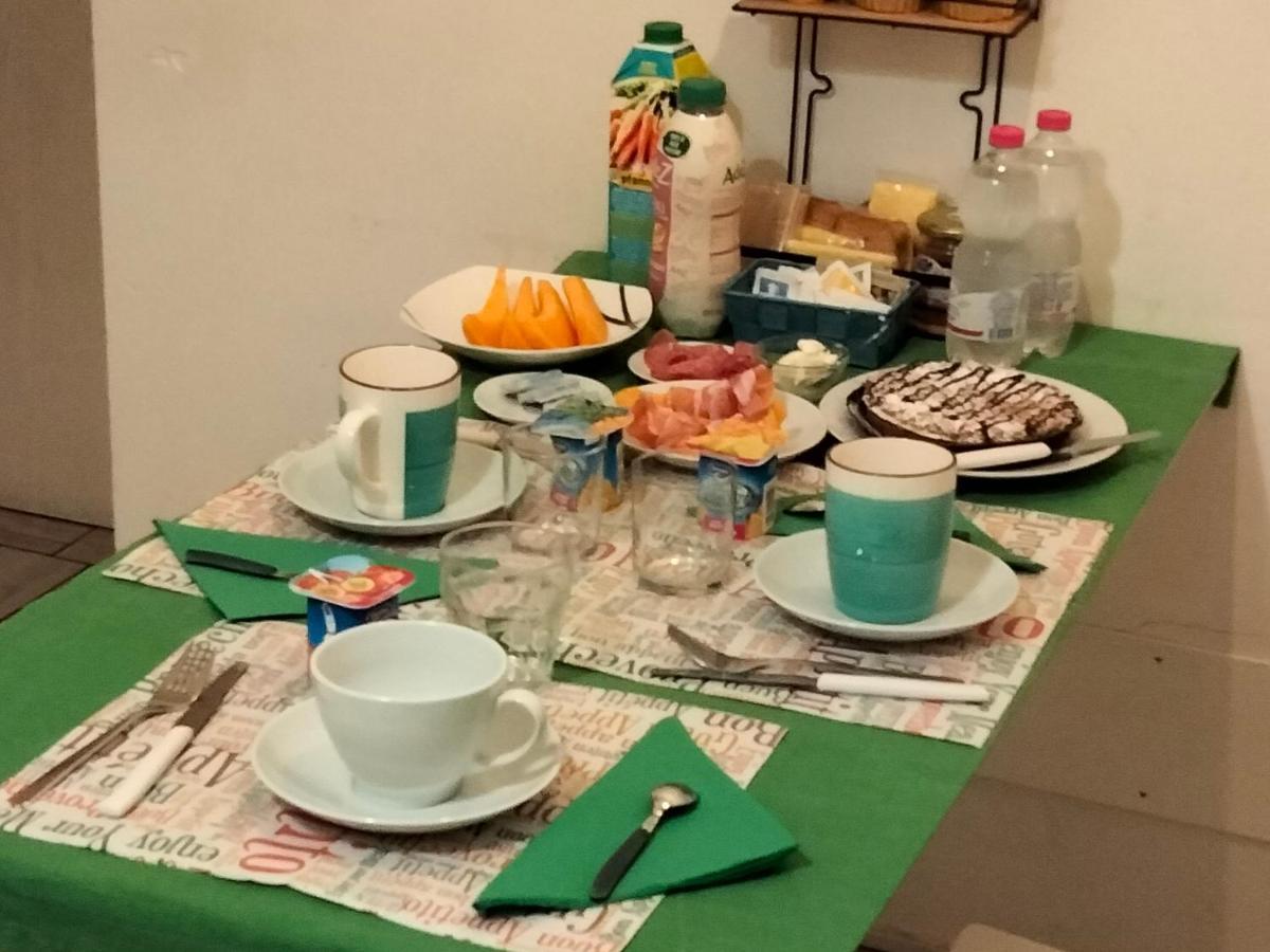 Casavacanzacentrale Privato Apartment Bologna Luaran gambar