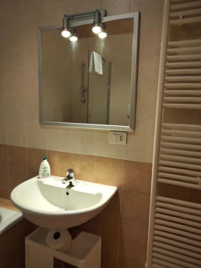 Casavacanzacentrale Privato Apartment Bologna Luaran gambar