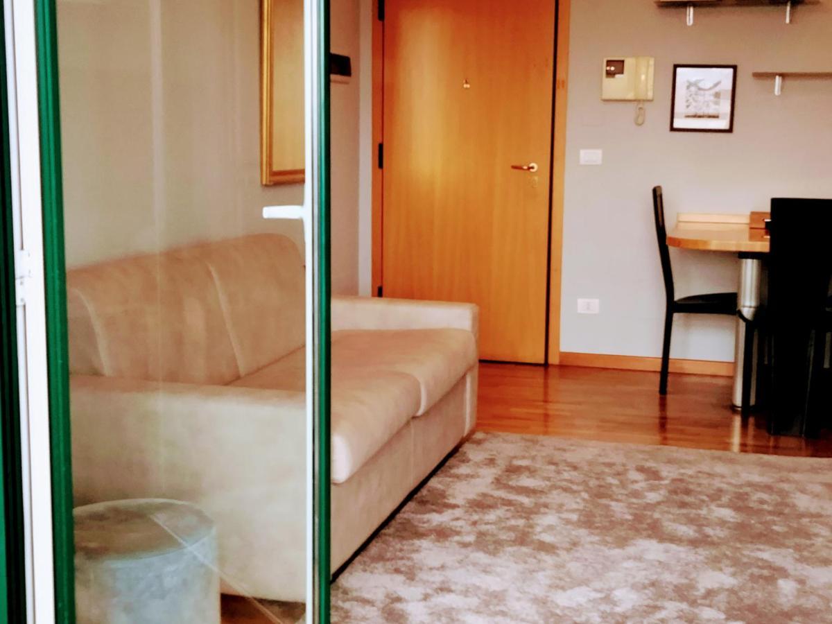 Casavacanzacentrale Privato Apartment Bologna Luaran gambar